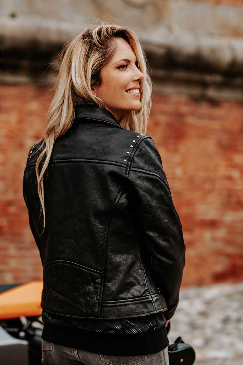 Veste moto femme en cuir homologuée AA – Beth - Eudoxie