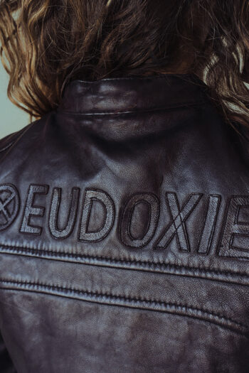 Andy Dark Eudoxie Lifestyle2 Damen Motorrad Lederjacke